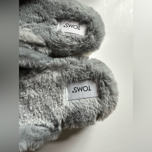 Toms Fluff Slippers Alpargata Mallow Mule Grey Smoke Faux Fur Women NEW Size 9.5 - Picture 8 of 15